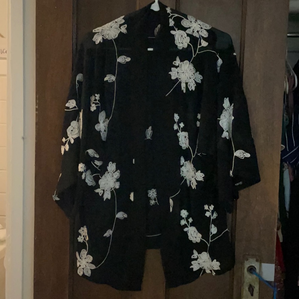 black and white floral kimono